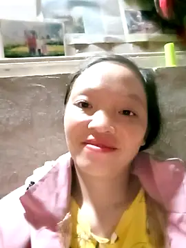 Snapshot of Minkine022 chatting on 11-07-25, 12:05 Minkine022 online show from 11-07-25, 12:05