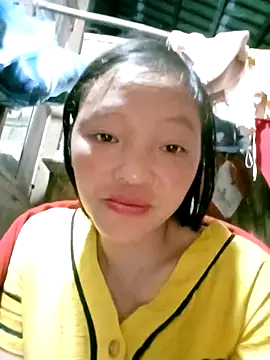 Snapshot of Minkine022 chatting on 11-12-25, 05:35 Minkine022 online show from 11-12-25, 05:35