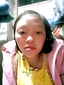 Snapshot of Minkine022 chatting on 11-17-25, 07:30 Minkine022 online show from 11-17-25, 07:30