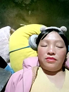 Snapshot of Minkine022 chatting on 11-22-25, 01:10 Minkine022 online show from 11-22-25, 01:10