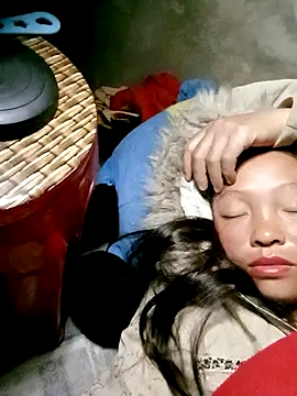 Snapshot of Minkine022 chatting on 12-01-25, 09:09 Minkine022 online show from 12-01-25, 09:09