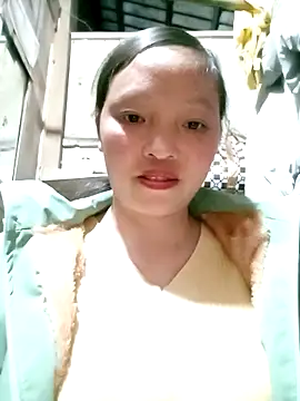 Snapshot of Minkine022 chatting on 12-04-25, 01:09 Minkine022 online show from 12-04-25, 01:09