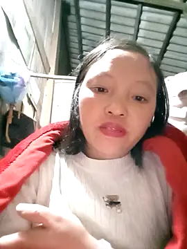 Snapshot of Minkine022 chatting on 12-15-25, 09:13 Minkine022 online show from 12-15-25, 09:13