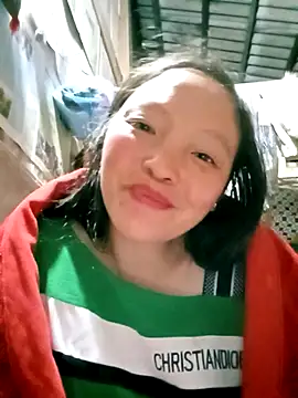 Snapshot of Minkine022 chatting on 12-15-25, 09:19 Minkine022 online show from 12-15-25, 09:19