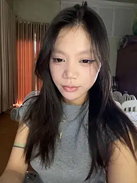 Snapshot of xonzon-ni chatting on 10-30-25, 06:59 xonzon-ni online show from 10-30-25, 06:59