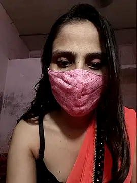 DIVINEDIVAA online show from 10-14-25, 04:52
