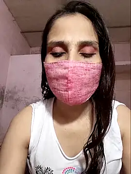 DIVINEDIVAA online show from 10-23-25, 05:01