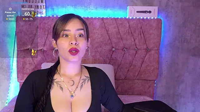 Mia lopez 1 online show from 06-13-26, 08:23