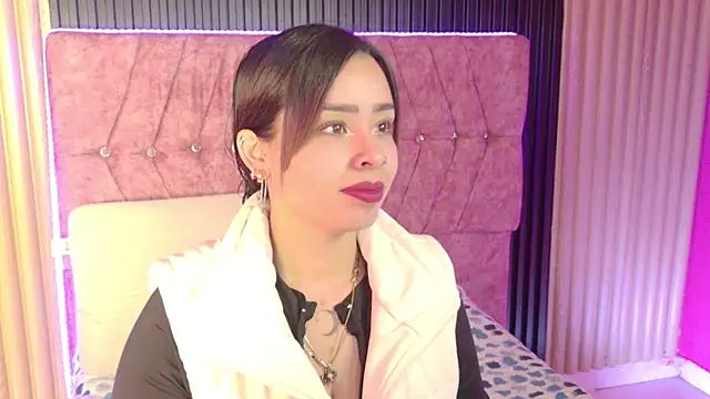 Snapshot of Mia_lopez_1 chatting on 07-28-26, 08:21 Mia lopez 1 online show from 07-28-26, 08:21