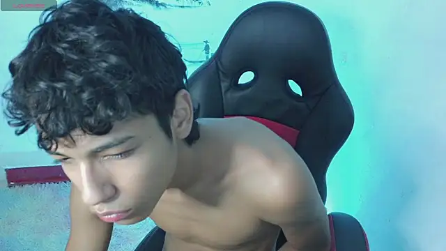 Im david02 online show from 10-19-25, 07:58