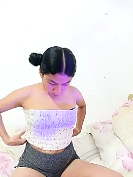 Snapshot of Lil_emir25 chatting on 11-10-25, 07:35 Lil emir25 online show from 11-10-25, 07:35