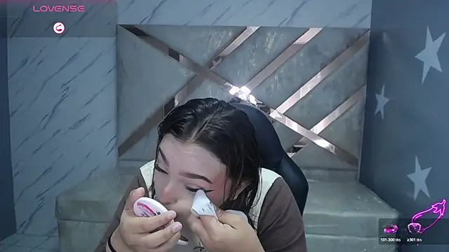 mia foster t online show from 03-22-26, 01:14