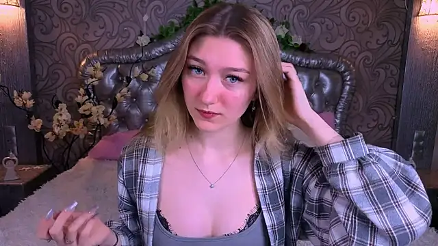 AngelAnabelle online show from 04-26-26, 01:31