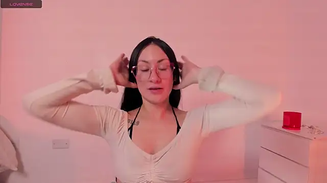 clover tter  online show from 11-12-25, 04:07