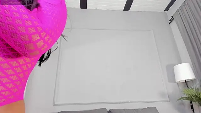 Nahomycarterr online show from 02-10-26, 11:47