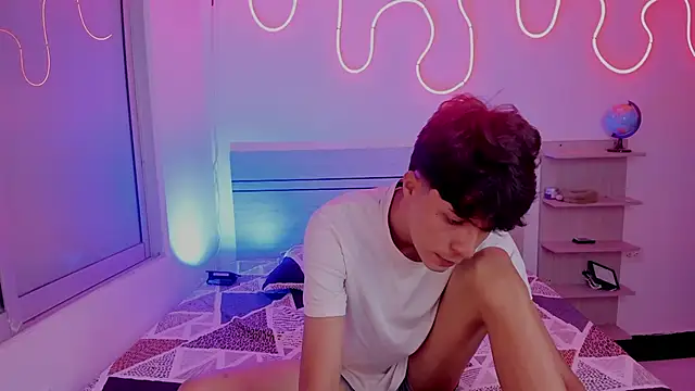 luccas ferreira online show from 11-25-25, 07:03