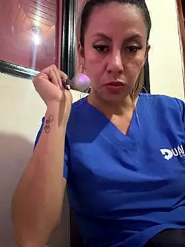 Snapshot of GisellTorres36 chatting on 11-27-25, 11:29 GisellTorres36 online show from 11-27-25, 11:29