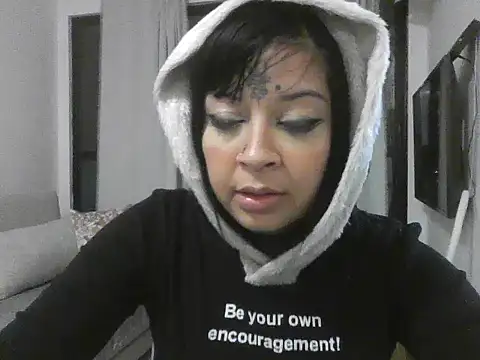 Snapshot of Vviperstriker chatting on 10-02-25, 02:51 Vviperstriker online show from 10-02-25, 02:51