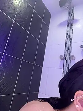 gabriiieela  online show from 02-06-26, 07:28