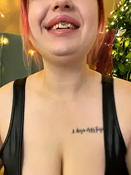 KellyMoors online show from 11-01-25, 01:18