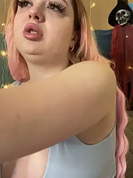 KellyMoors online show from 11-07-25, 01:16