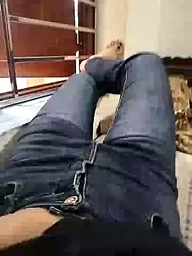 Lili 2love online show from 11-11-25, 02:00