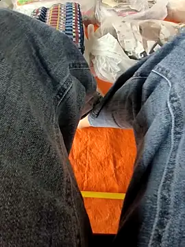 Lili 2love online show from 11-18-25, 01:11