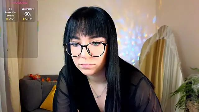 Avelyne  online show from 10-30-25, 11:38