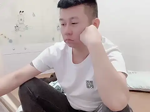 Snapshot of dachui_168 chatting on 10-23-25, 07:01 dachui 168 online show from 10-23-25, 07:01