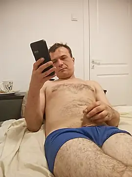 Snapshot of viktor1992-1-1 chatting on 07-21-26, 07:49 viktor1992-1-1 online show from 07-21-26, 07:49