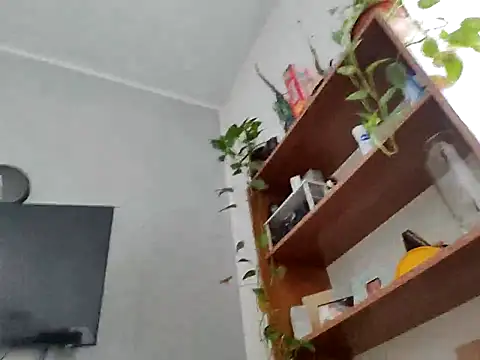 Snapshot of pasajuis chatting on 11-02-25, 10:28 pasajuis online show from 11-02-25, 10:28