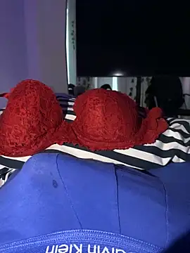 Snapshot of BBC_05_01 chatting on 11-02-25, 01:02 BBC 05 01 online show from 11-02-25, 01:02