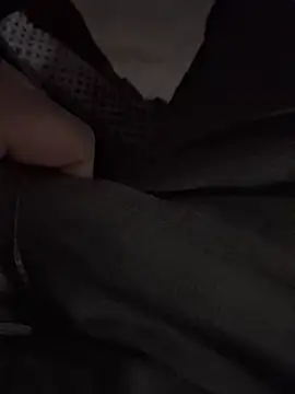 Snapshot of UsurpedThaw chatting on 11-30-25, 09:35 UsurpedThaw online show from 11-30-25, 09:35