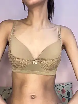 Hotty kaira online show from 10-28-25, 12:41