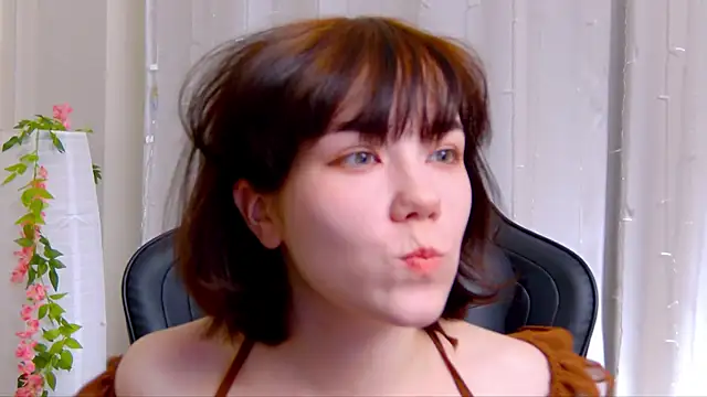 Snapshot of Kelly_foox chatting on 10-11-25, 08:46 Kelly foox online show from 10-11-25, 08:46