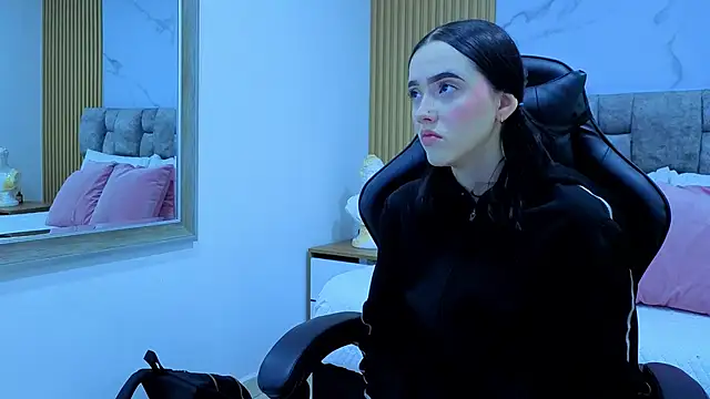 angel  kiss online show from 10-26-25, 11:38