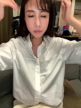 Snapshot of rena_rena_rena chatting on 11-07-25, 03:56 rena rena rena online show from 11-07-25, 03:56