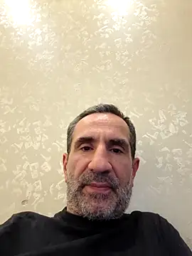 Snapshot of hakannazli chatting on 10-12-25, 03:33 hakannazli online show from 10-12-25, 03:33