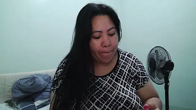 TeaseNPlease 13 online show from 12-18-25, 03:40