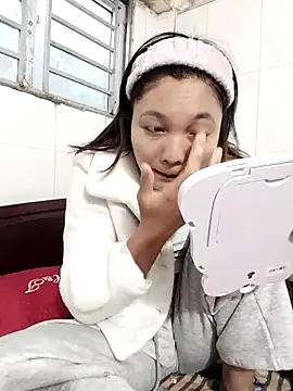 Mit-thi123 online show from 11-27-25, 06:26