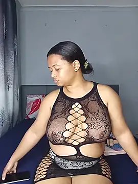 Sultrytits6 online show from 07-10-26, 11:18