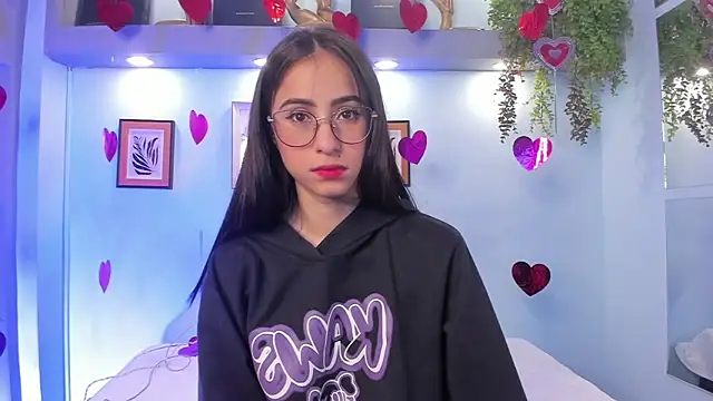 Alana Martinez  online show from 02-11-26, 12:43