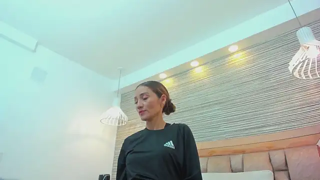 isaa stone online show from 10-23-25, 06:17