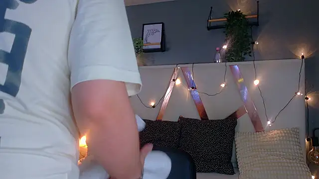 LiamThunder05  online show from 12-05-25, 07:43