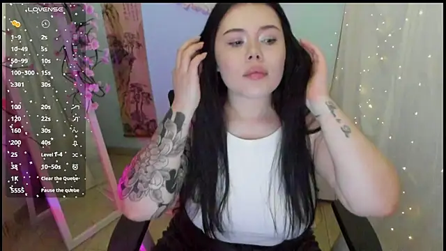 Mona Esty online show from 04-09-26, 06:13