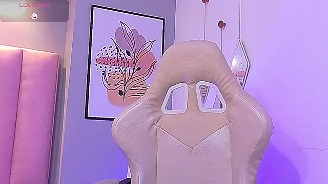 CamilaLevy online show from 10-29-25, 12:29