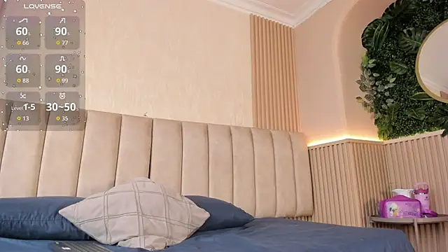 naomi hill1 online show from 04-17-26, 02:20