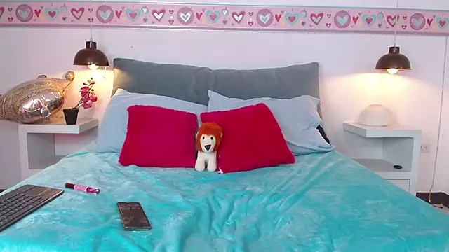 Suzy1  online show from 02-03-26, 07:30