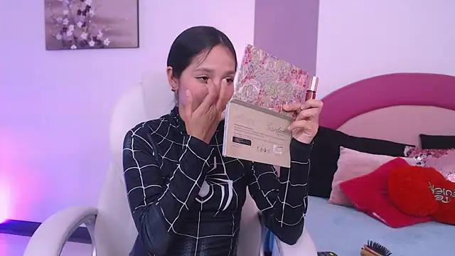 Suzy1  online show from 04-02-26, 07:33