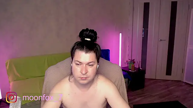 micromouse mo online show from 05-08-26, 01:55